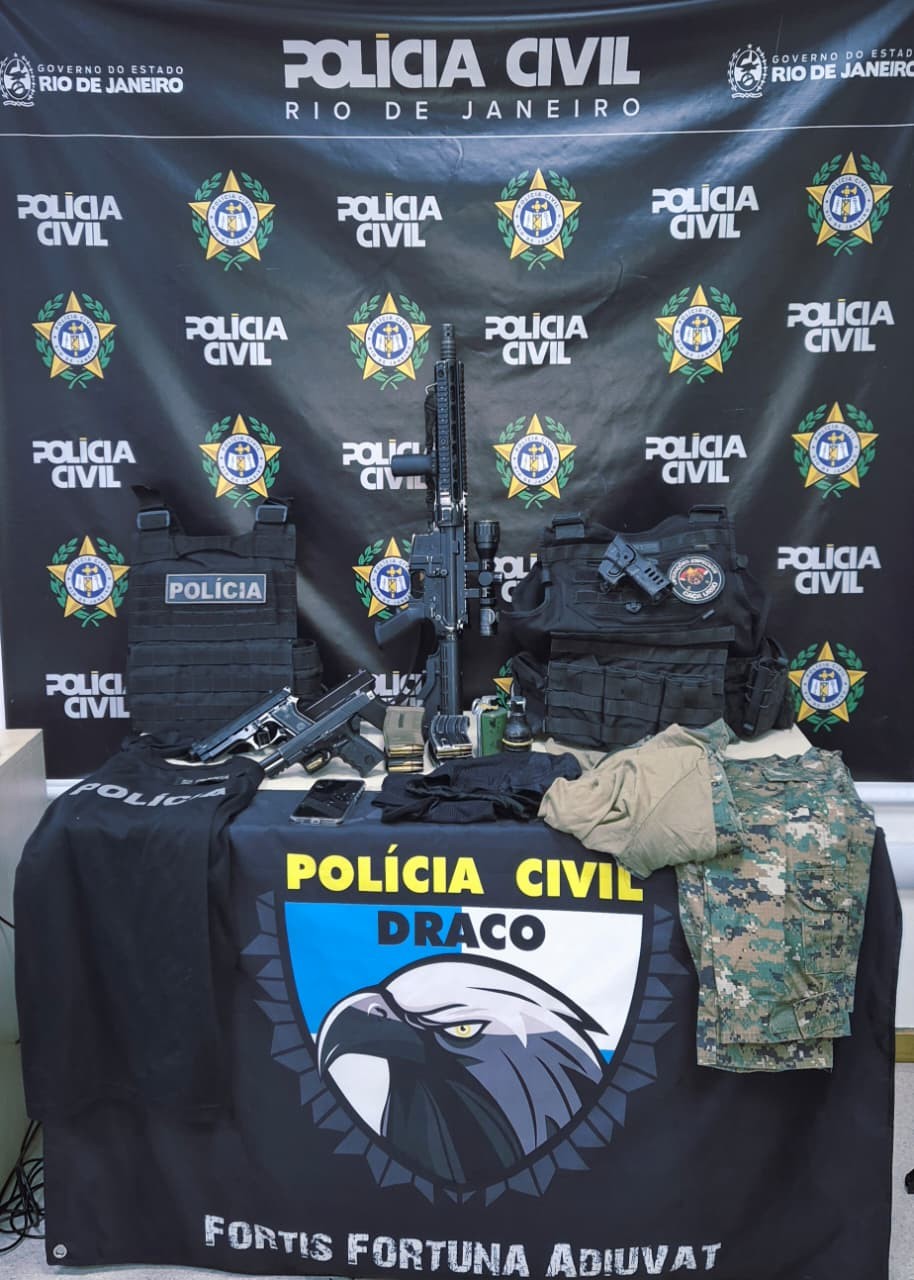 Homem é preso com fuzil, pistola e granadas em Campo Grande, na Zona Oeste do Rio