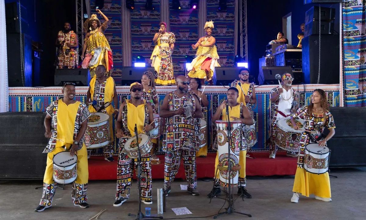 Ilê Aiyê destacará ancestralidade africana em desfile que celebra 50 anos no carnaval de 2025