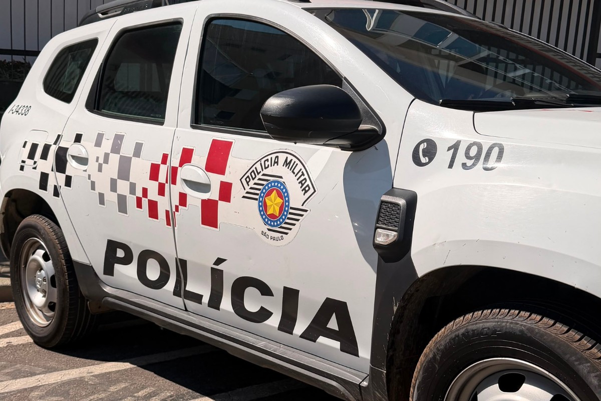 Mulher é presa após confessar ter reagido a soco e matado marido a facadas em Atibaia, diz PM