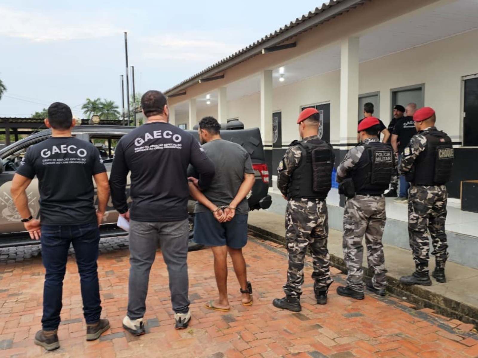 Operação prende 25 pessoas por tráfico de drogas, roubo e homicídio em cidades do Acre