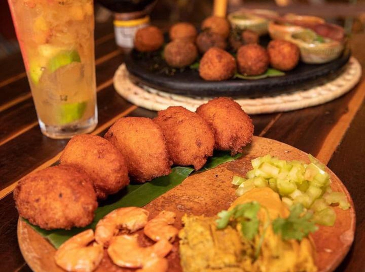 Culinária afrodiaspórica: entenda como saberes ancestrais, tecnologia e identidade negra atravessaram oceano e se perpetuam nas mesas do Recife