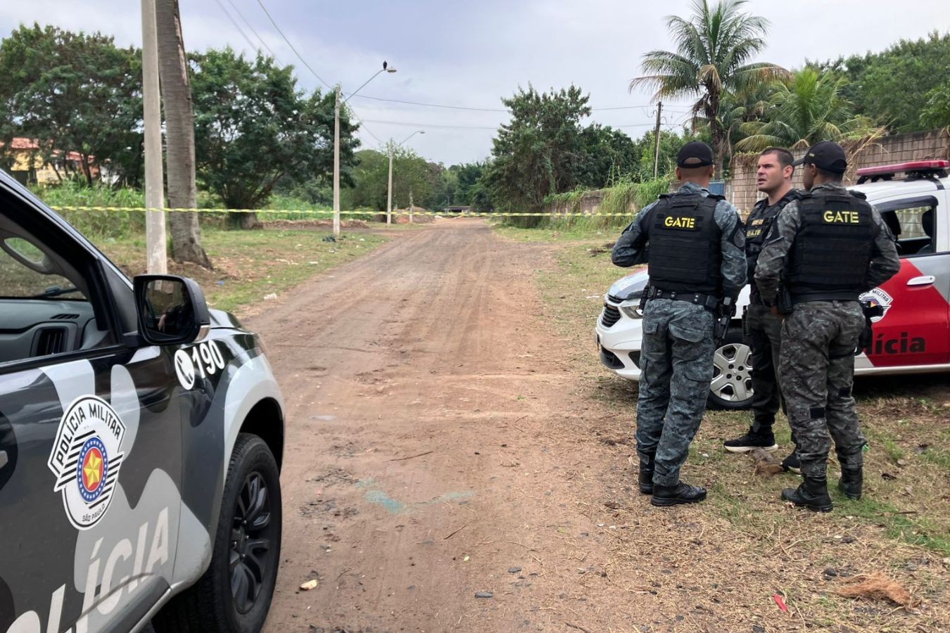 'Campo minado': PM isola bairro de Campinas após localizar sinalizadores por ruas e terreno
