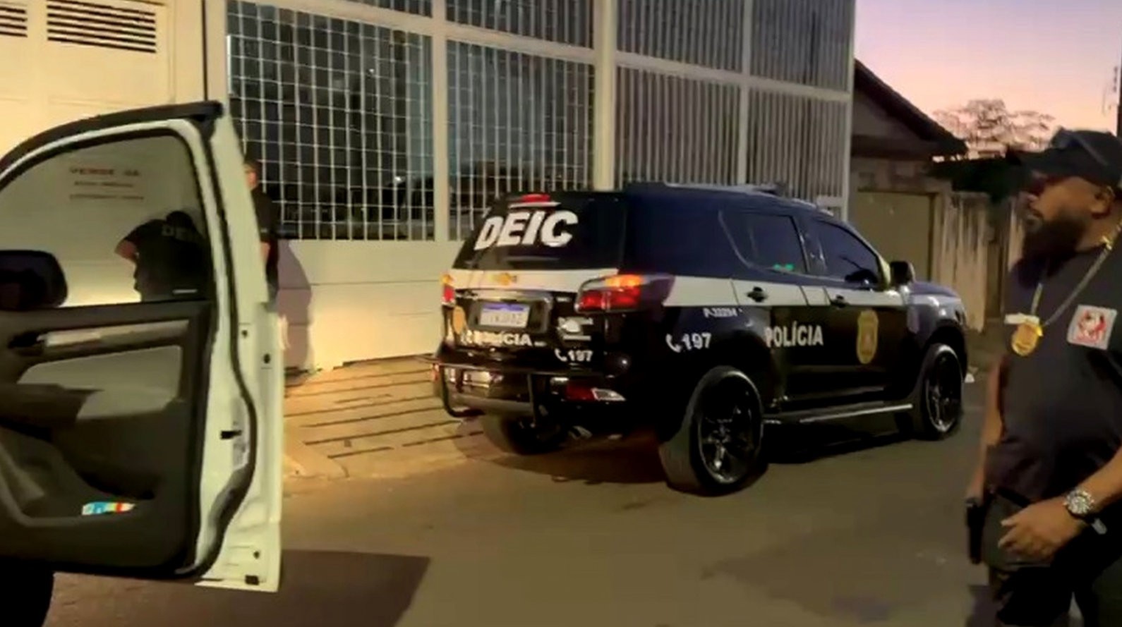 Polícia Civil faz operação contra furto de cargas de açúcar e soja em trens no interior de SP