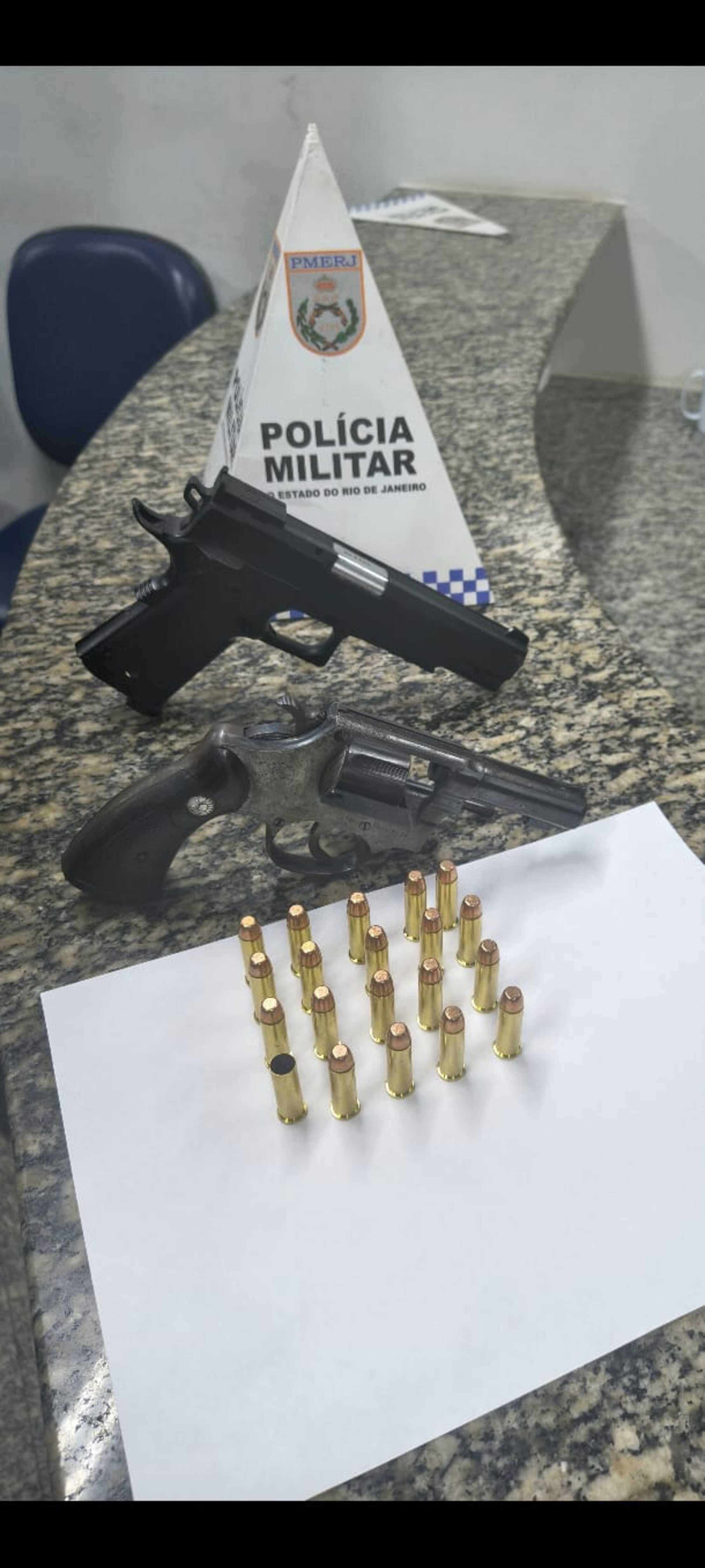 Homem é preso com arma em Resende 