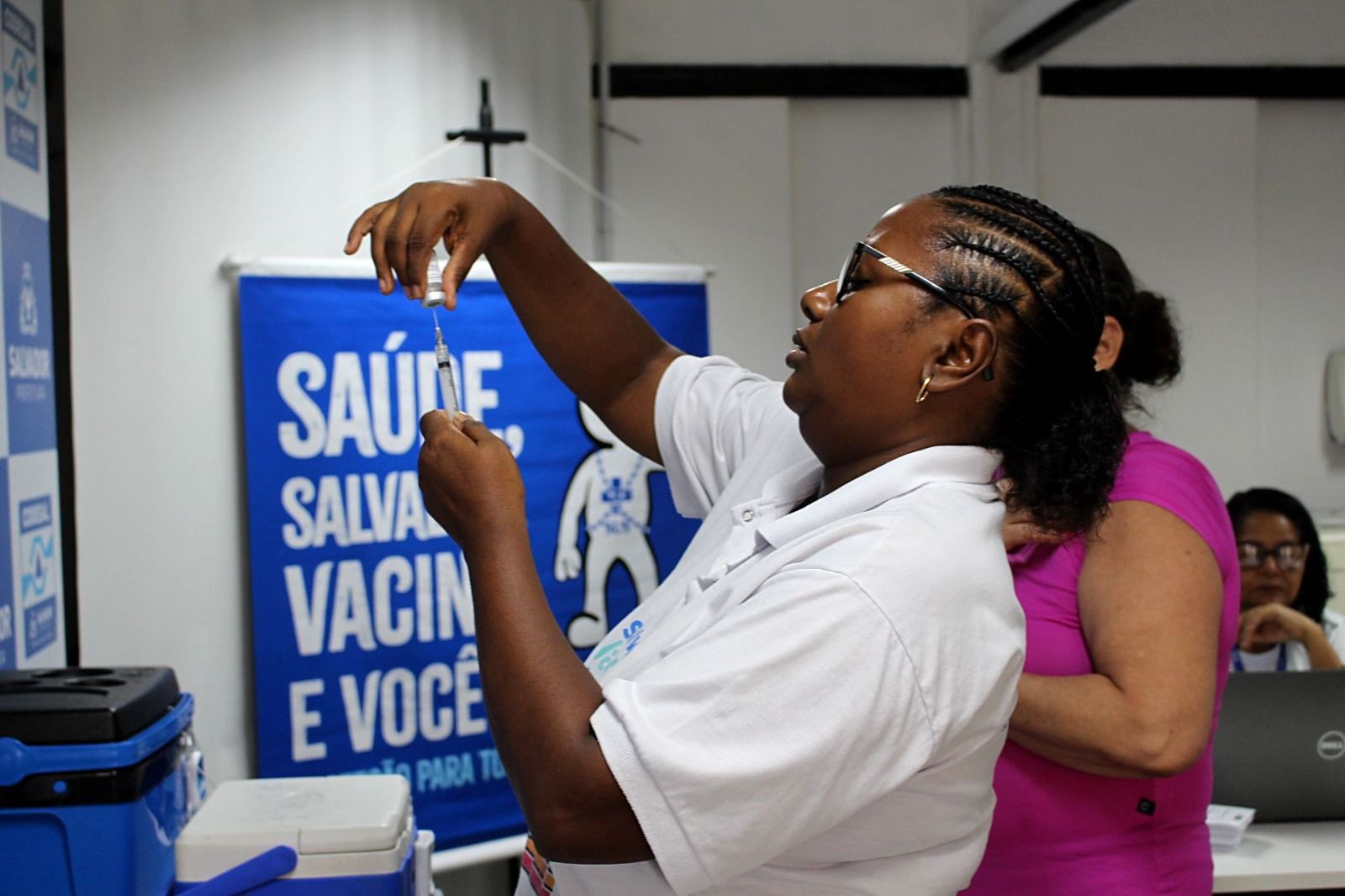 Vacina contra gripe e dengue estará disponível em mais de 40 postos em Salvador no sábado
