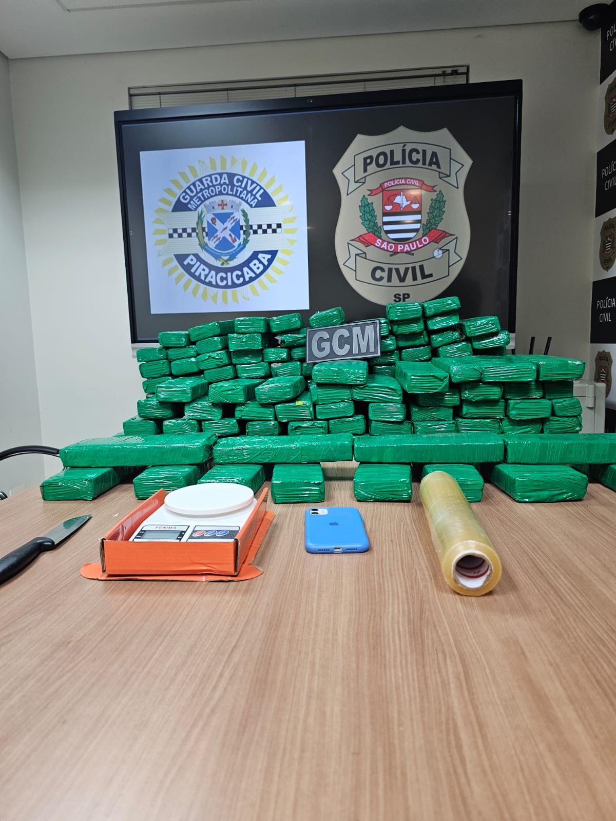 Homem procurado pela Justiça é preso com quase 100 quilos de maconha e carro clonado em Piracicaba 