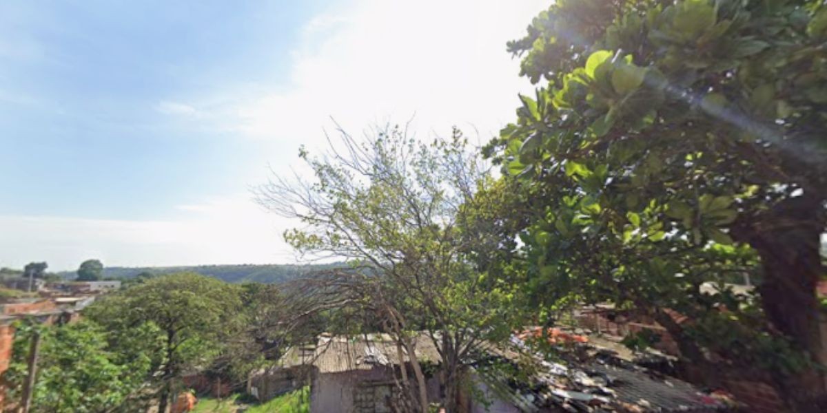 Corpo de Bombeiros realiza operação para resgatar corpo em região de vales em Marília