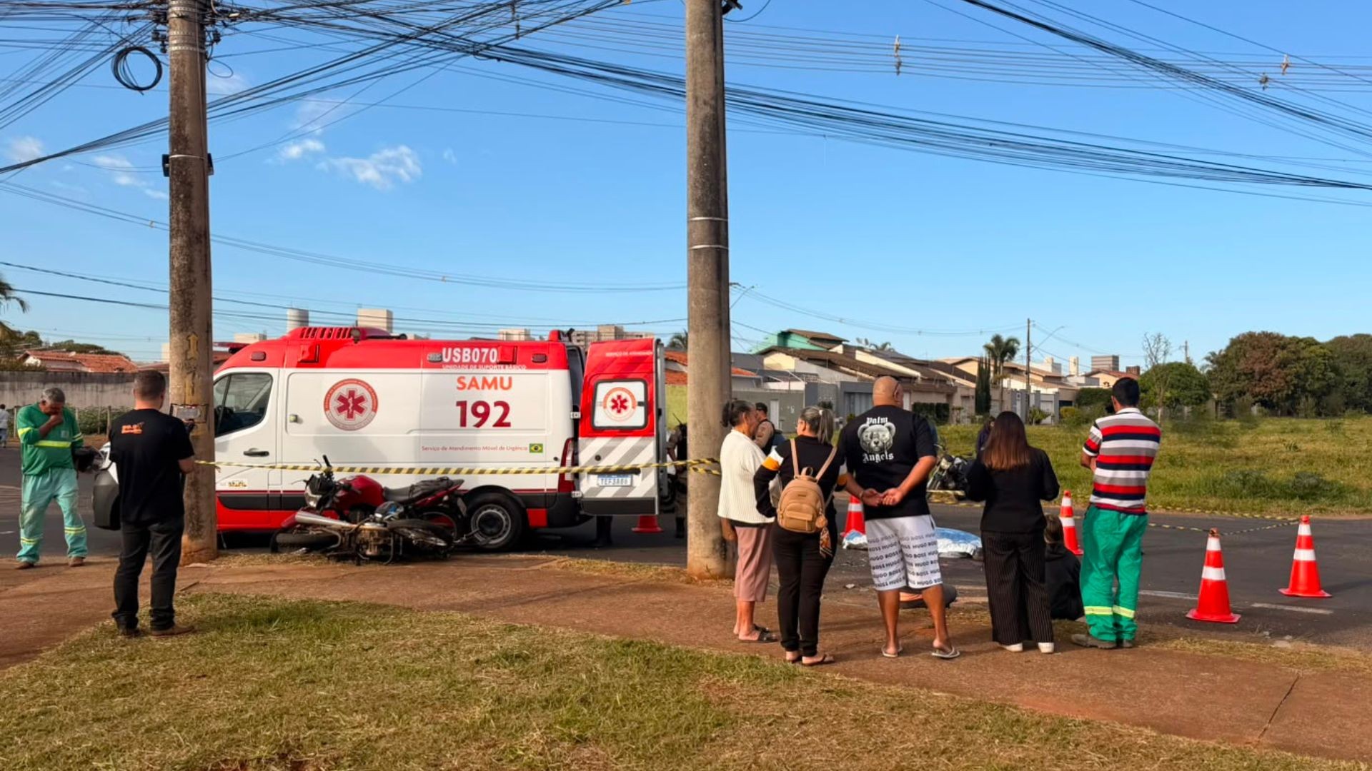 Motociclista morre em acidente entre motos no Jardim Europa, em Uberlândia