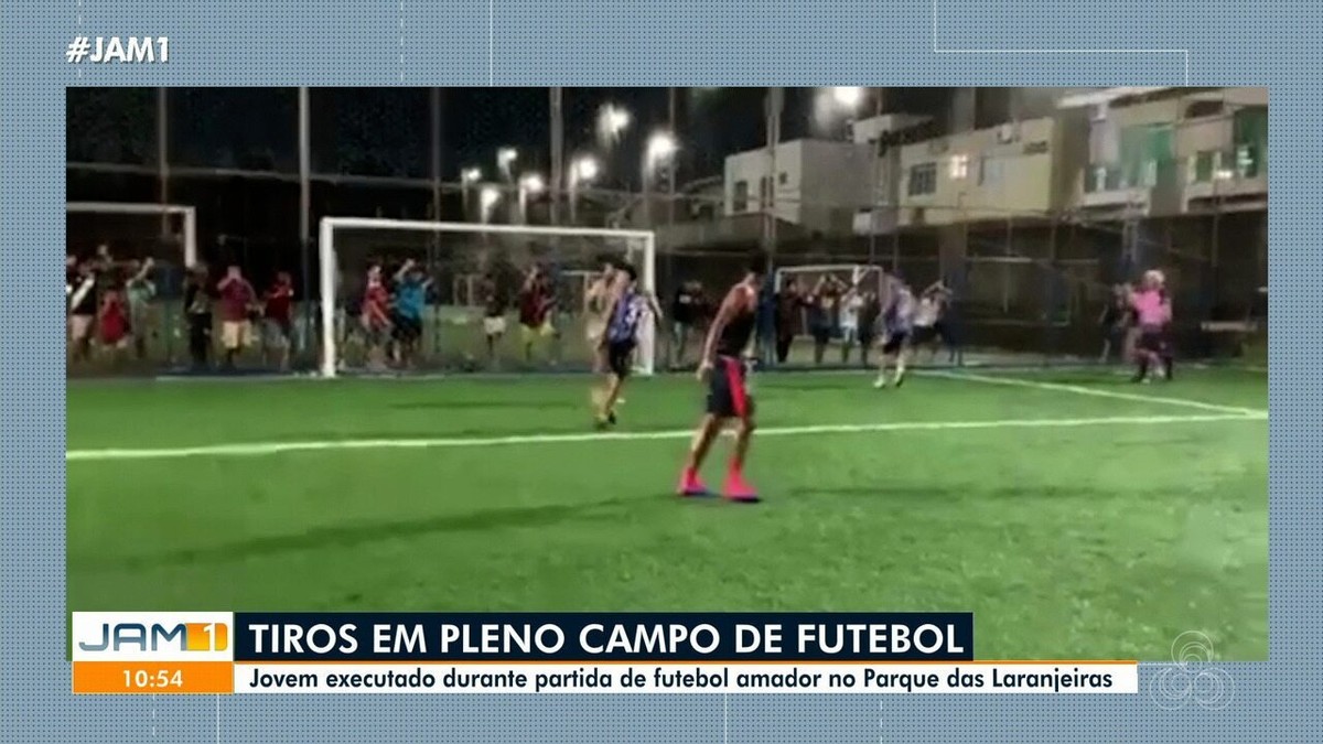 Jovem é morto a tiros durante transmissão ao vivo de jogo em Manaus; veja