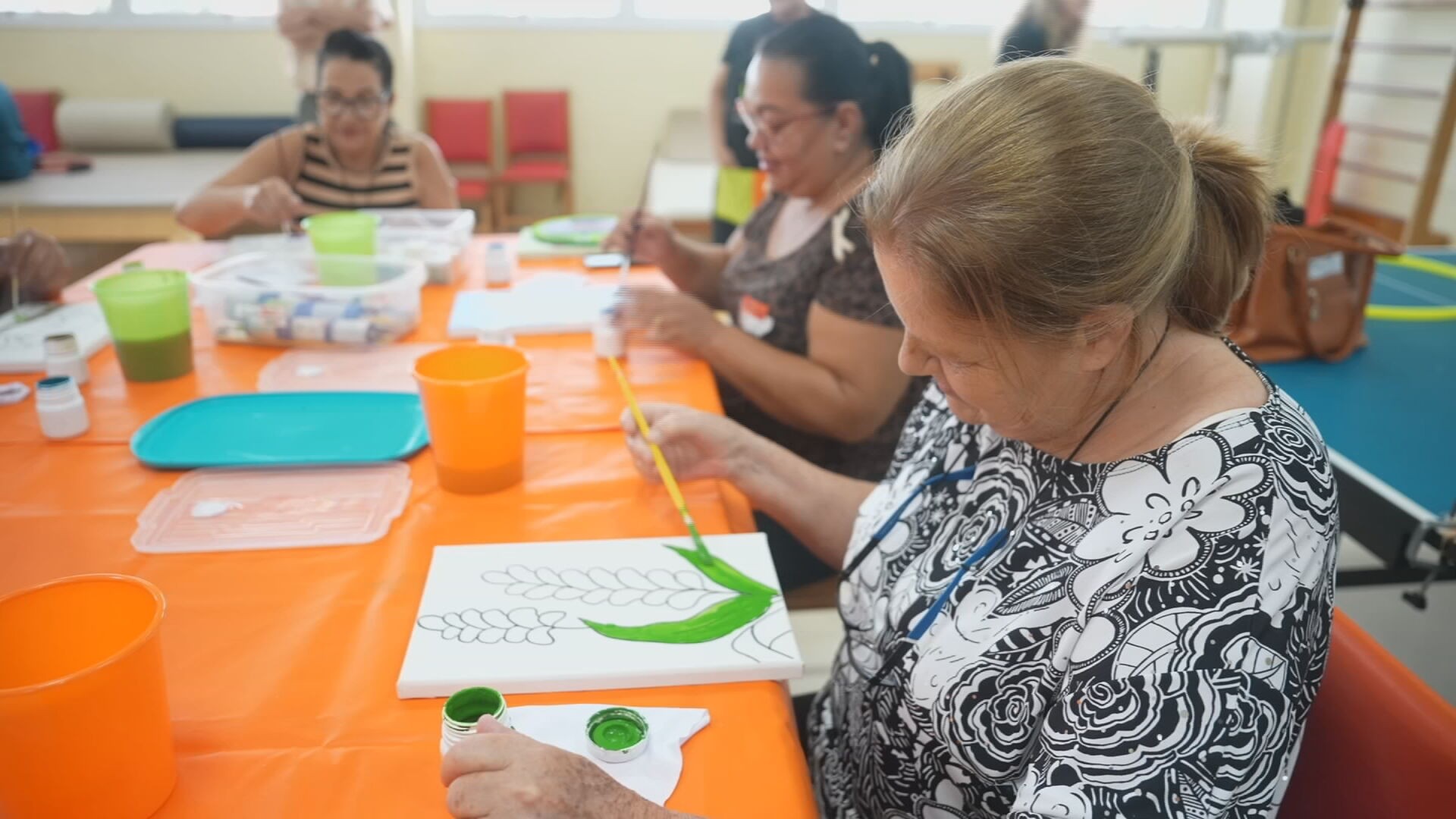 Projeto de pintura transforma reabilitação de pacientes em Sorocaba