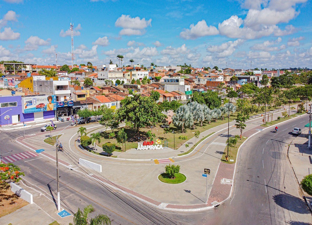 Arapiraca celebra festa da padroeira com procissão, missa solene e shows no Largo Dom Fernandes Gomes