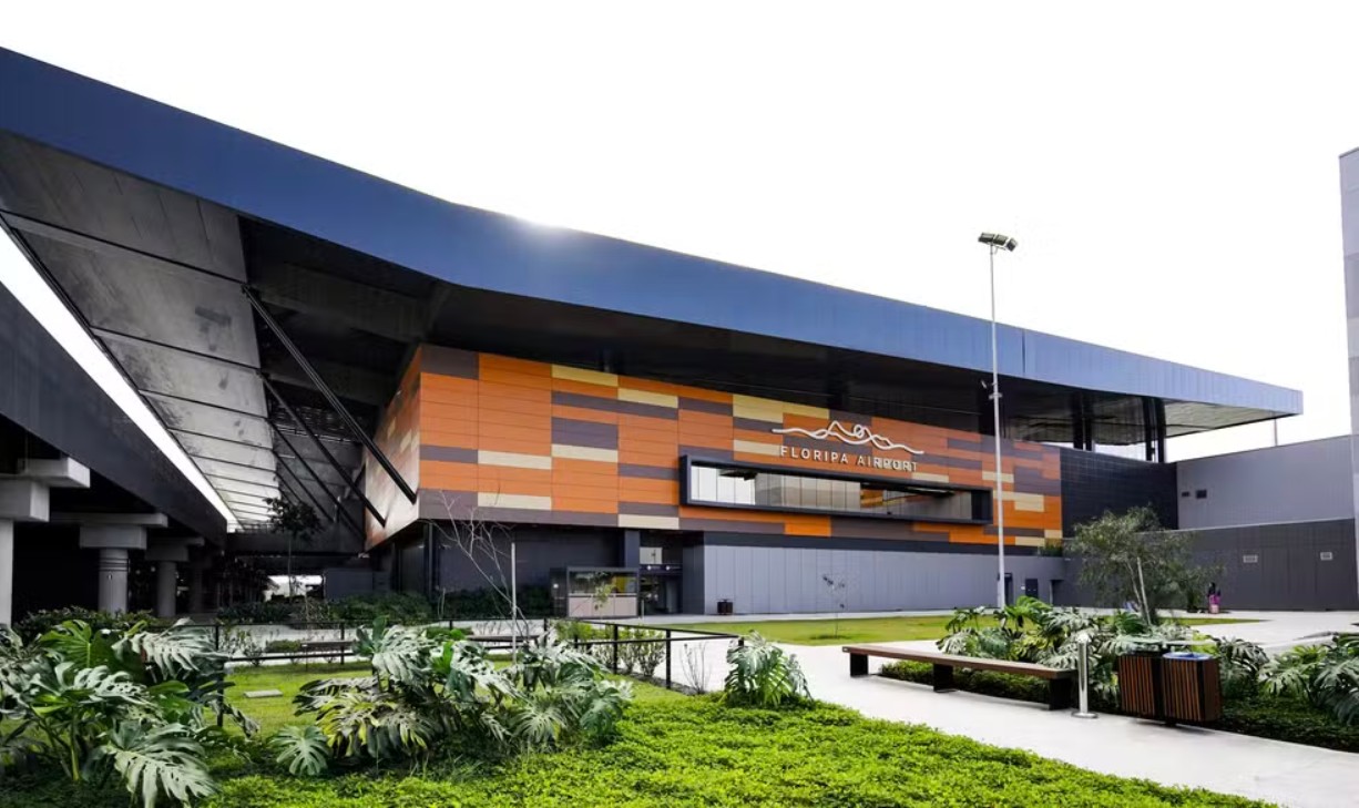 Falha em sistema de comunicação da FAB atrasa voos em aeroportos de SC