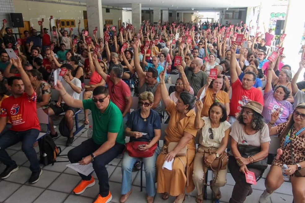 Professores decidem manter greve na rede estadual do RN — Foto: Lenilton Lima/Sinte