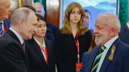 Depois da Rússia, Lula vai à China e intensifica aposta brasileira em aproximação com o Brics - Cúpula do grupo será realizada no Brasil em julho; bloco está em expansão com entrada de países emergentes como Indonésia, Arabia Saudita e Etiópia.