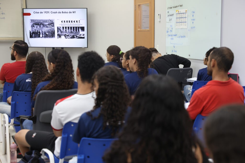 Enem 2025: cursinho intensivo gratuito oferece 200 vagas para aulas presenciais de revisão
