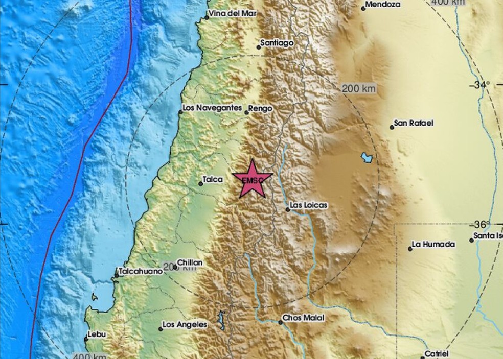Estrela vermelha mostra o epicentro do terremoto no Chile, em 13 de dezembro de 2024 — Foto: EMSC