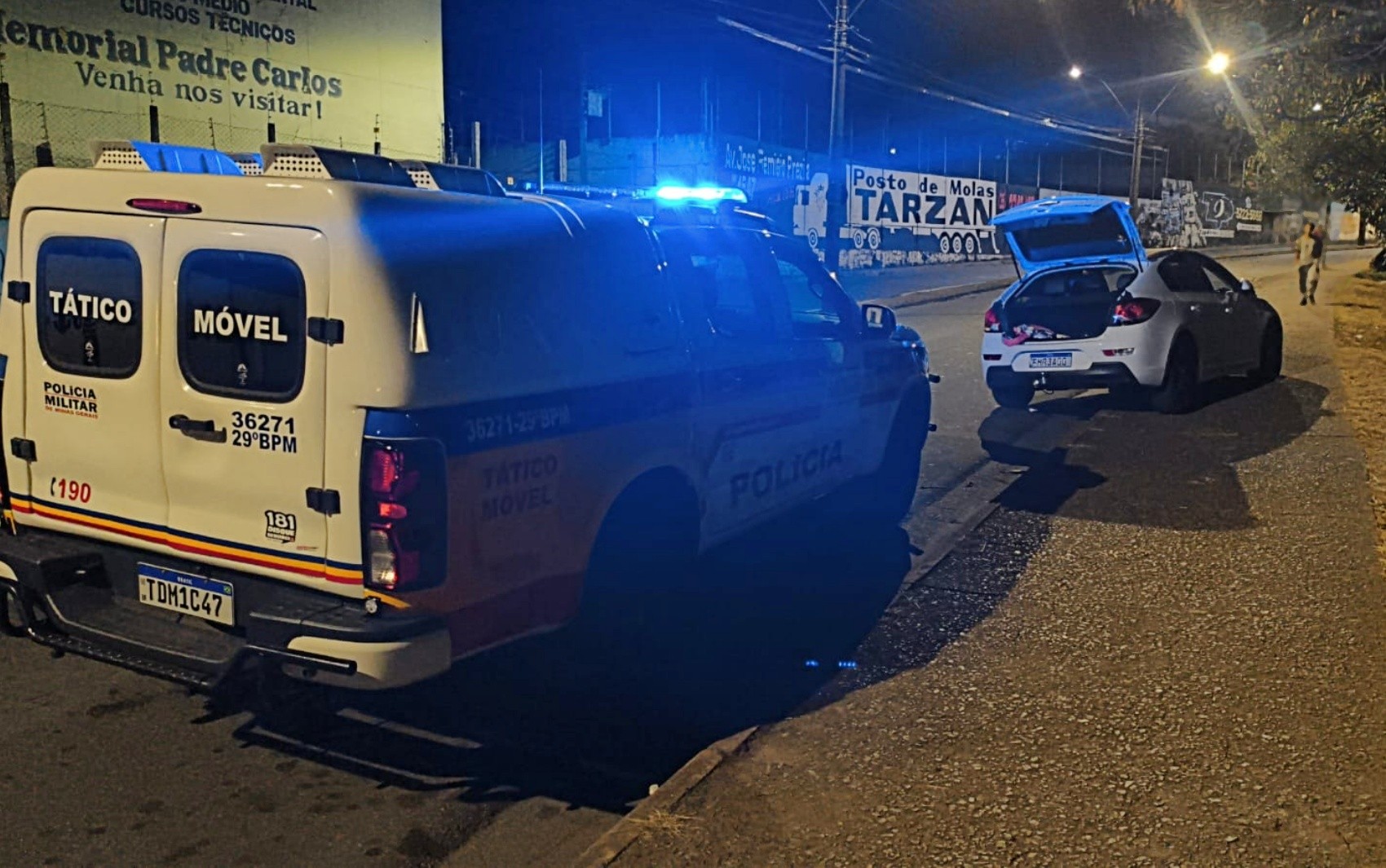 Irmãos são presos após perseguição policial e troca de tiros em Poços de Caldas, MG