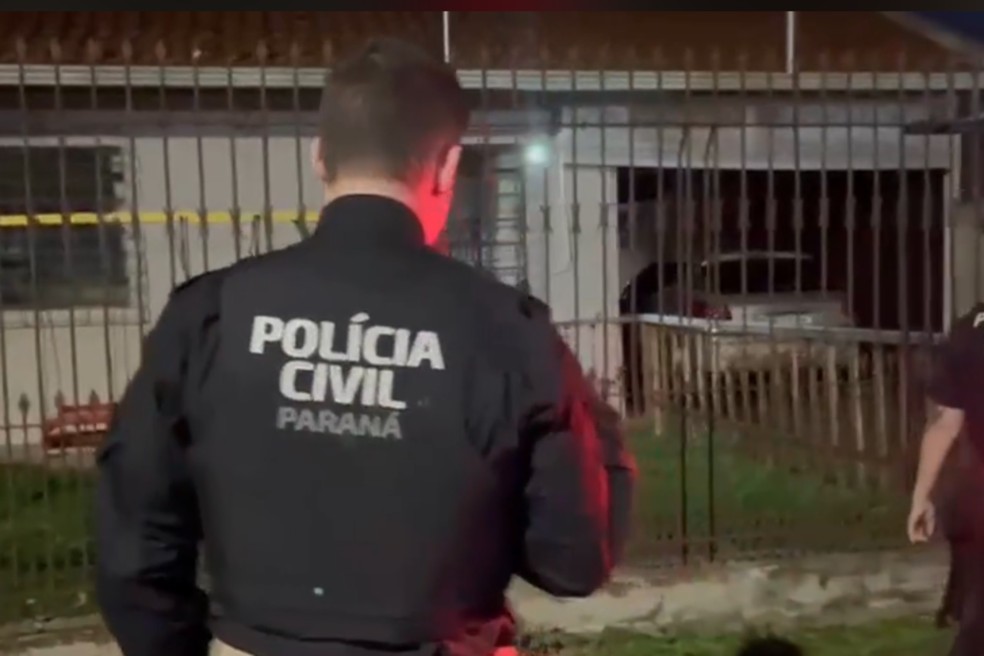 Grupo suspeito de desviar R$ 7 milhões de empresa de Curitiba é alvo de operação — Foto: PCPR