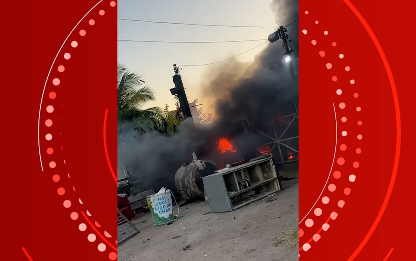 VÍDEO: incêndio destrói ferro-velho no interior da Bahia