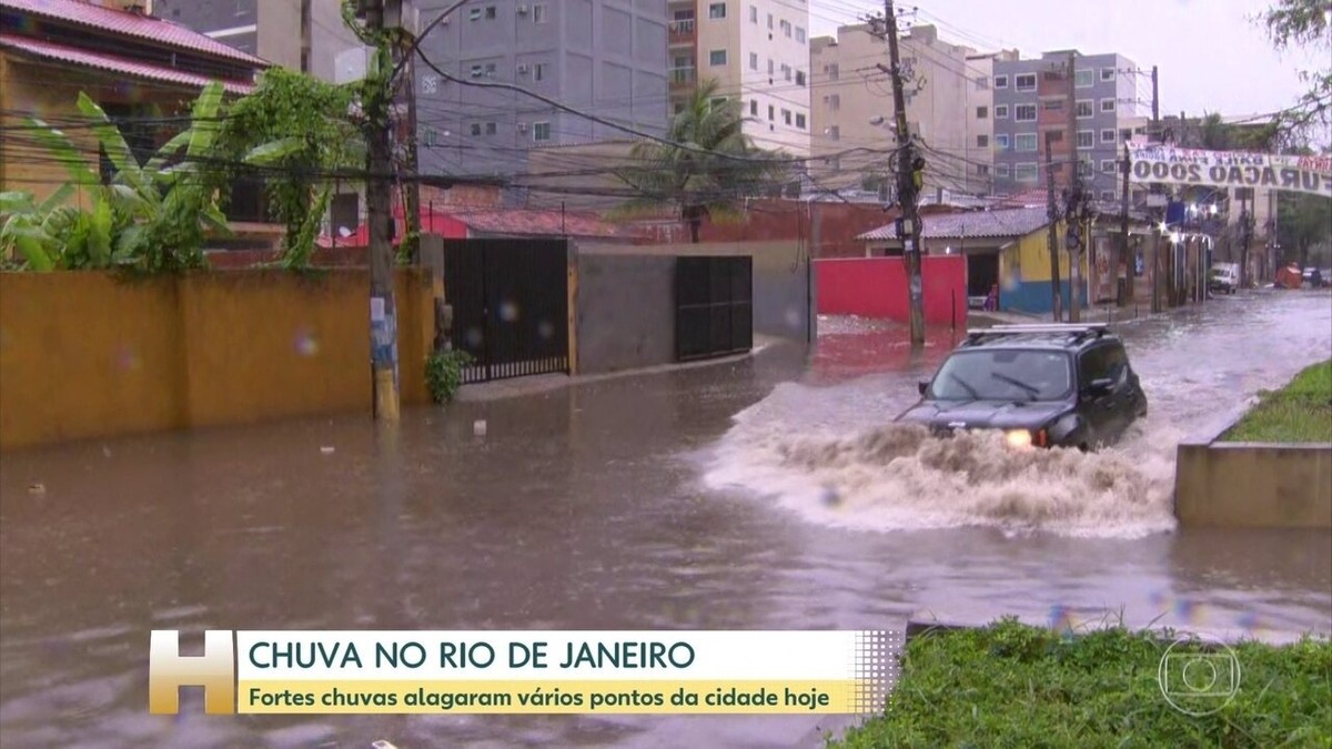 Chuva Forte Causa Transtornos E Rio Entra Em Estágio De Atenção Rio De Janeiro G1 
