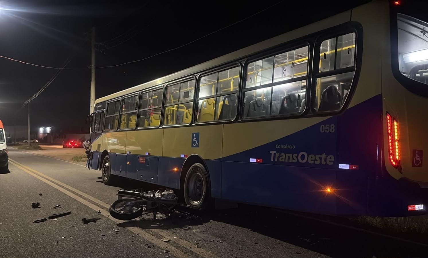 Motociclista morre em batida de frente com ônibus na AMG-0335 em Divinópolis
