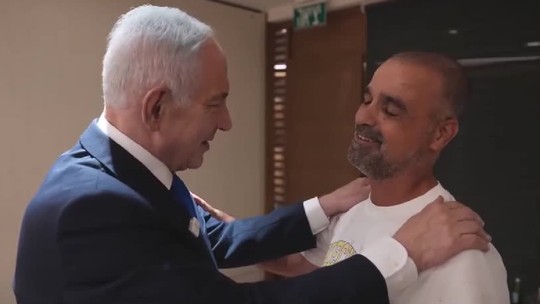 Drama em avião vira munição eleitoral na disputa acirrada em Israel