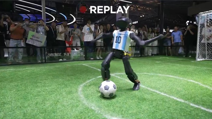 Robôs que lavam a roupa e jogam futebol? Novidades tecnológicas impressionam o público na maior feira de IA do mundo