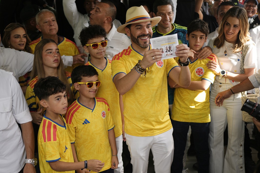 Abelardo de la Espriella, candidado apoiado por Trump, vence as eleições presidenciais na Colômbia, aponta apuração preliminar
