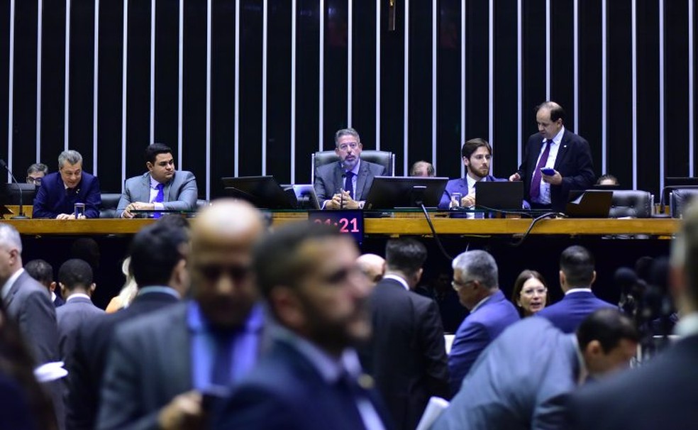 Arthur Lira no comando da sessão do Plenário de quinta-feira (21) — Foto: Zeca Ribeiro/Câmara dos Deputados  Fonte: Agência Câmara de Notícias