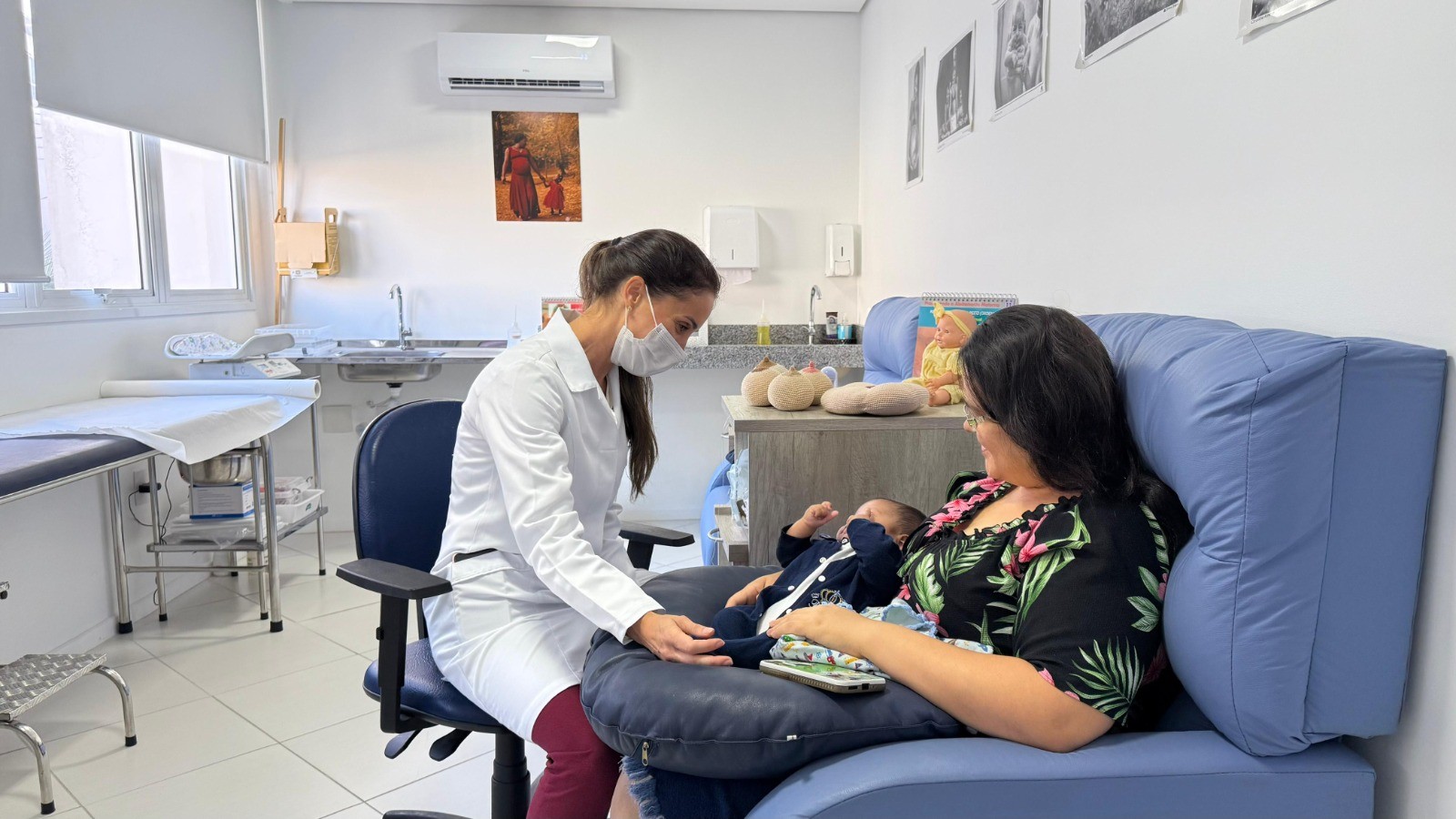 Prefeitura amplia rede de apoio à amamentação com espaço exclusivo para mães no Centro da Capital