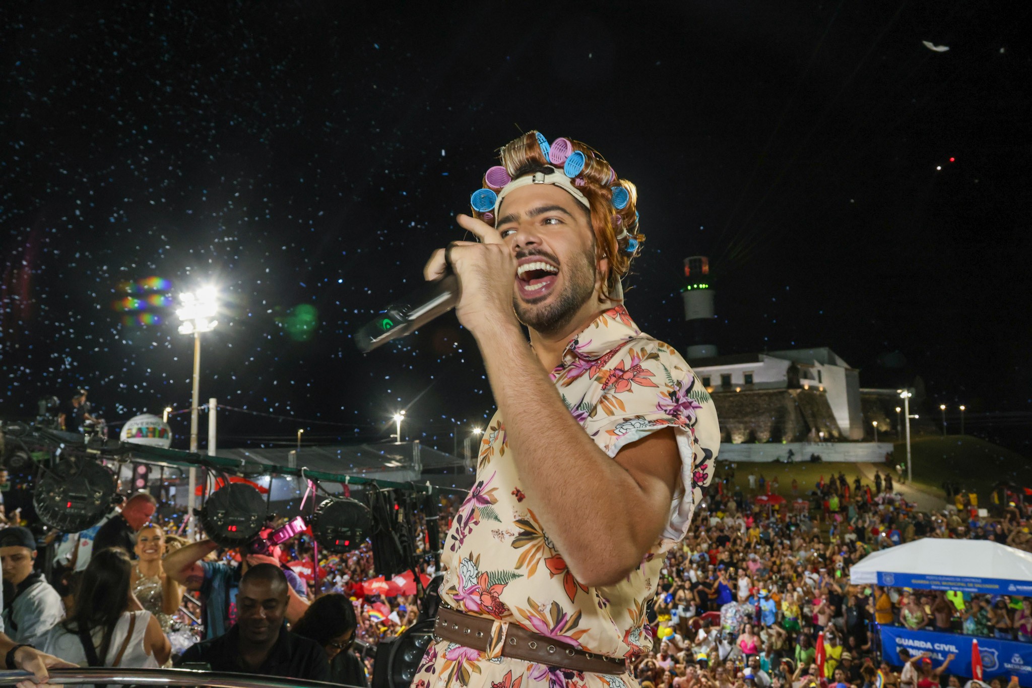 g1 transmite show de Pedro Sampaio ao vivo no pós-carnaval de BH