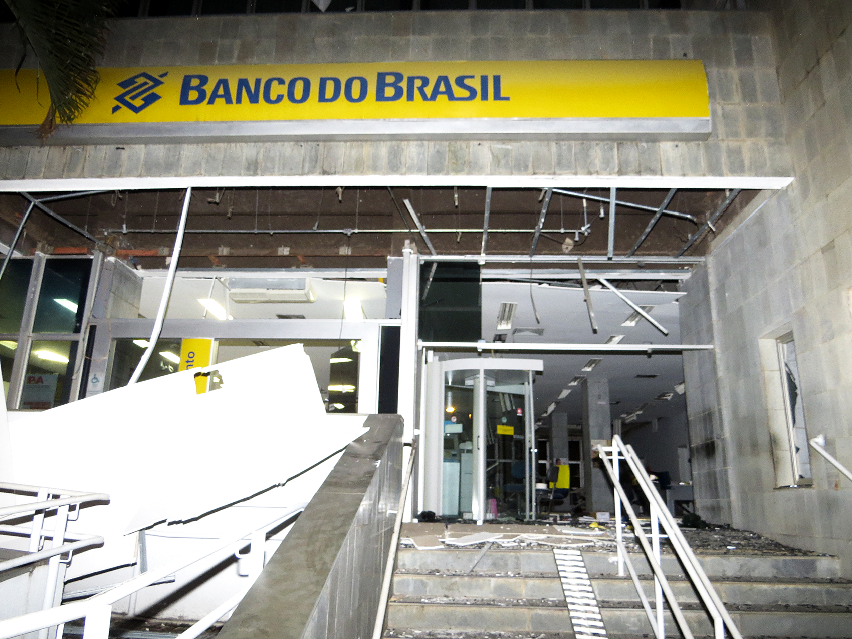 Ladrão de bancos morto pela PM em Campinas participou de explosão de agências em Passos; relembre o caso