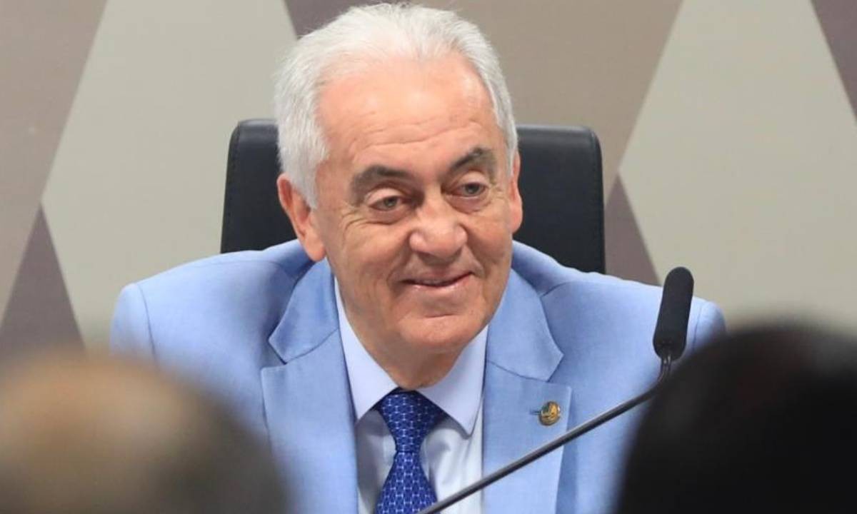 Senador Otto Alencar passa por procedimento no coração após passar mal em Salvador