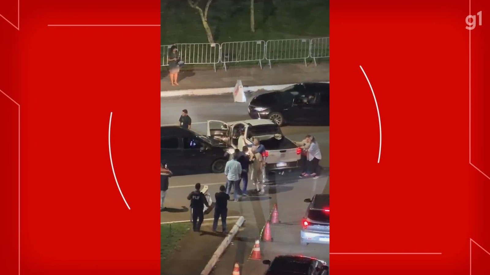 VÍDEO: motorista agride idoso após batida entre carros no centro de Brasília