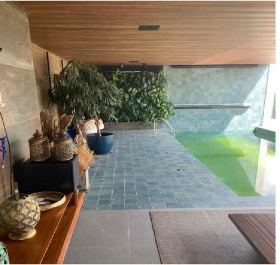 Mansão de luxo ligada à Braiscompany tem piscina coberta — Foto: Justiça Federal na Paraíba/Reprodução