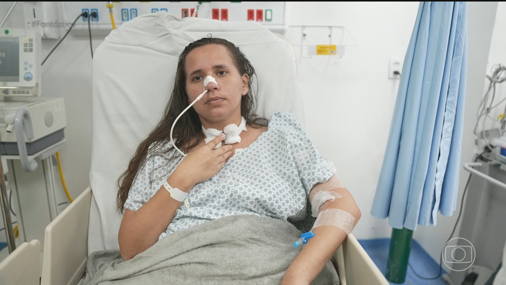 Baleada na cabeça pela PRF fala pela primeira vez após um mês entubada: ‘Voltei por um milagre’ — Foto: Fantástico/ Reprodução
