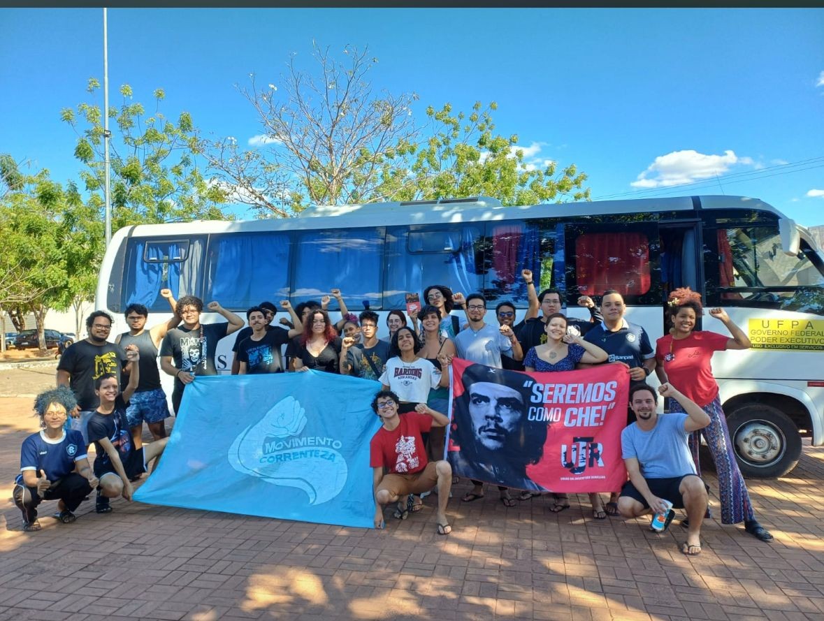 Foto mostra estudantes da UFPA antes de acidente que deixou cinco mortos na BR-153, em Goiás