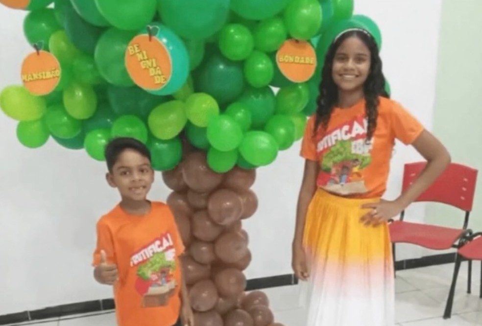 Evely, de 13 anos, e Luís Fernando, de 7 anos, foram envenenados com um ovo de páscoa — Foto: Reprodução