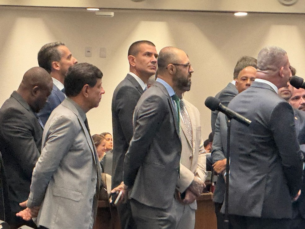 Douglas Ruas durante votação na Assembleia Legislativa do Rio de Janeiro — Foto: Rafael Nascimento / g1
