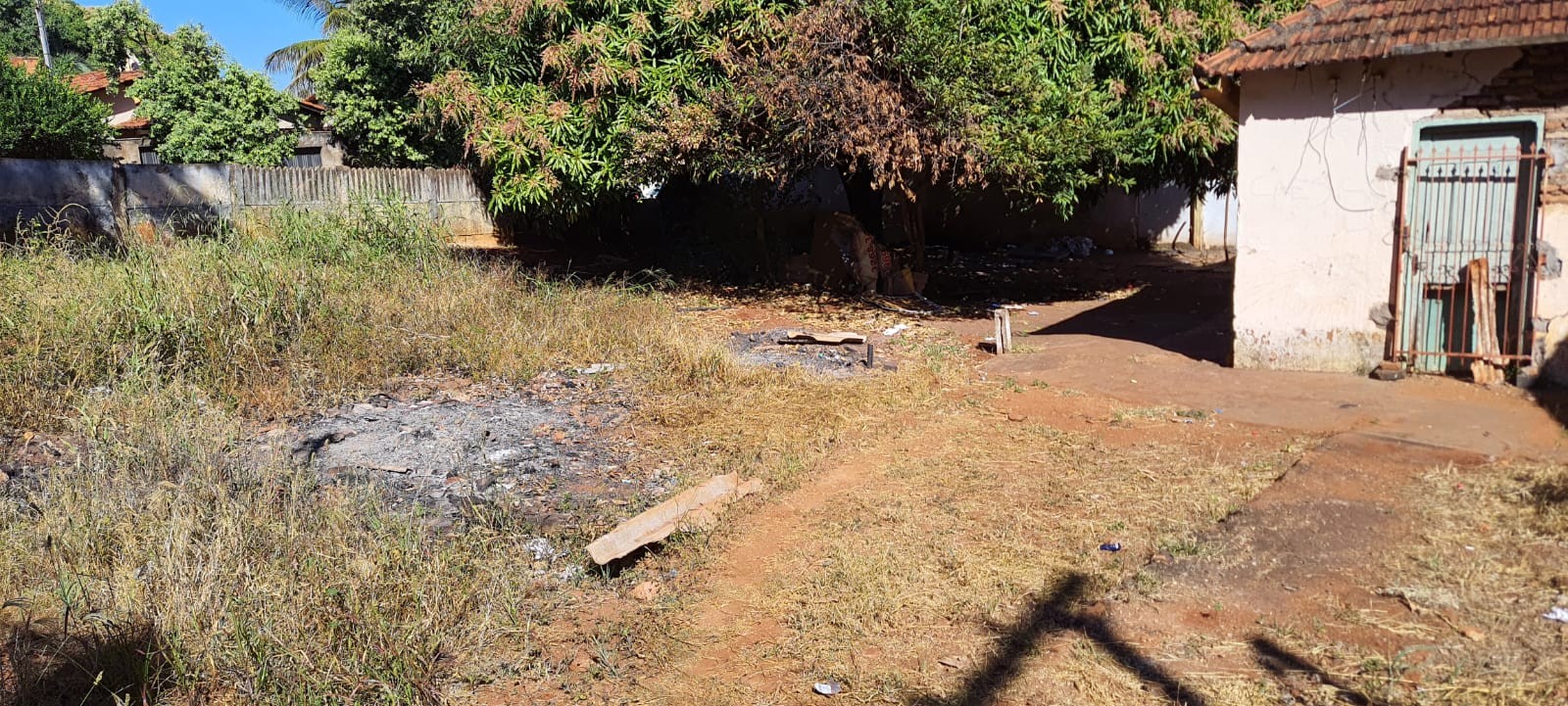 Corpo queimado é encontrado em terreno uma semana depois do crime em Ituiutaba