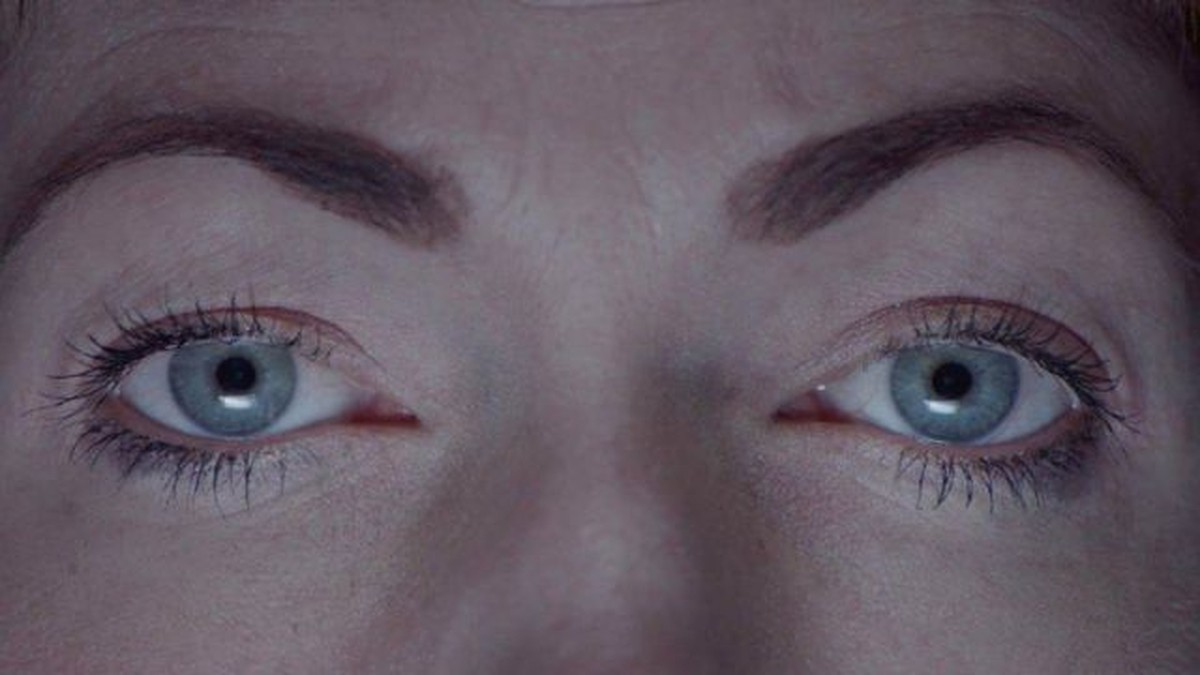 O trauma devastador de quem teve imagem usada em deepfakes pornôs |  Tecnologia | G1