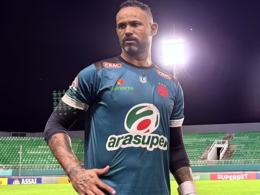 Goleiro Bruno estreia no Vasco-AC; clube tem 4 jogadores presos | G1
