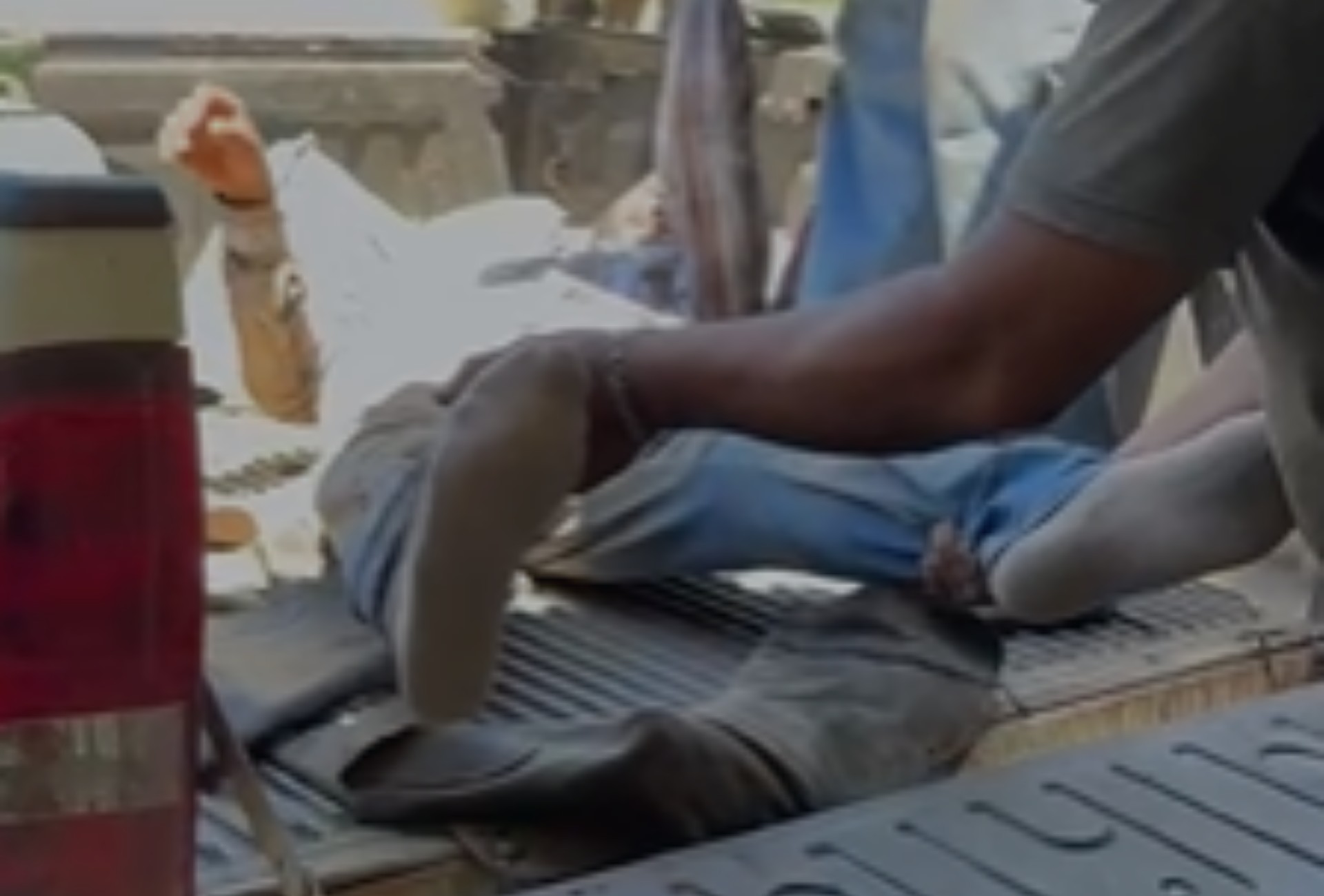 Peão é resgatado de helicóptero após cair de cavalo e ser pisoteado no Pantanal