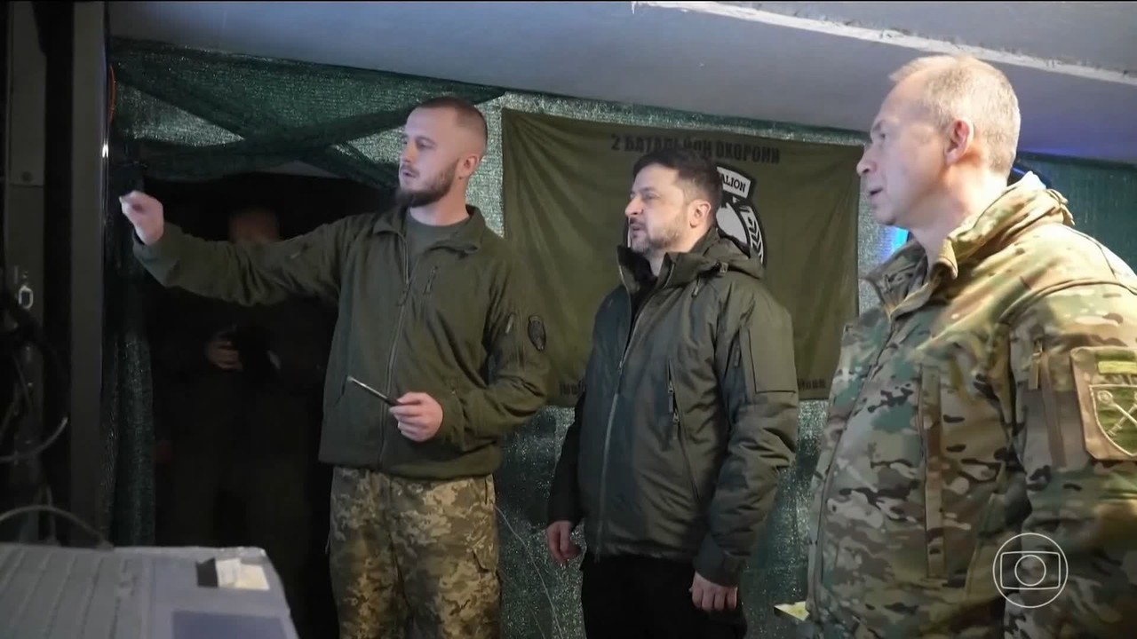 Zelensky anuncia reunião com Trump na Flórida para discutir proposta de paz