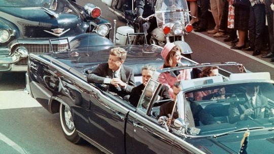 Milhares de arquivos sobre assassinato de John Kennedy são abertos após 6 décadas