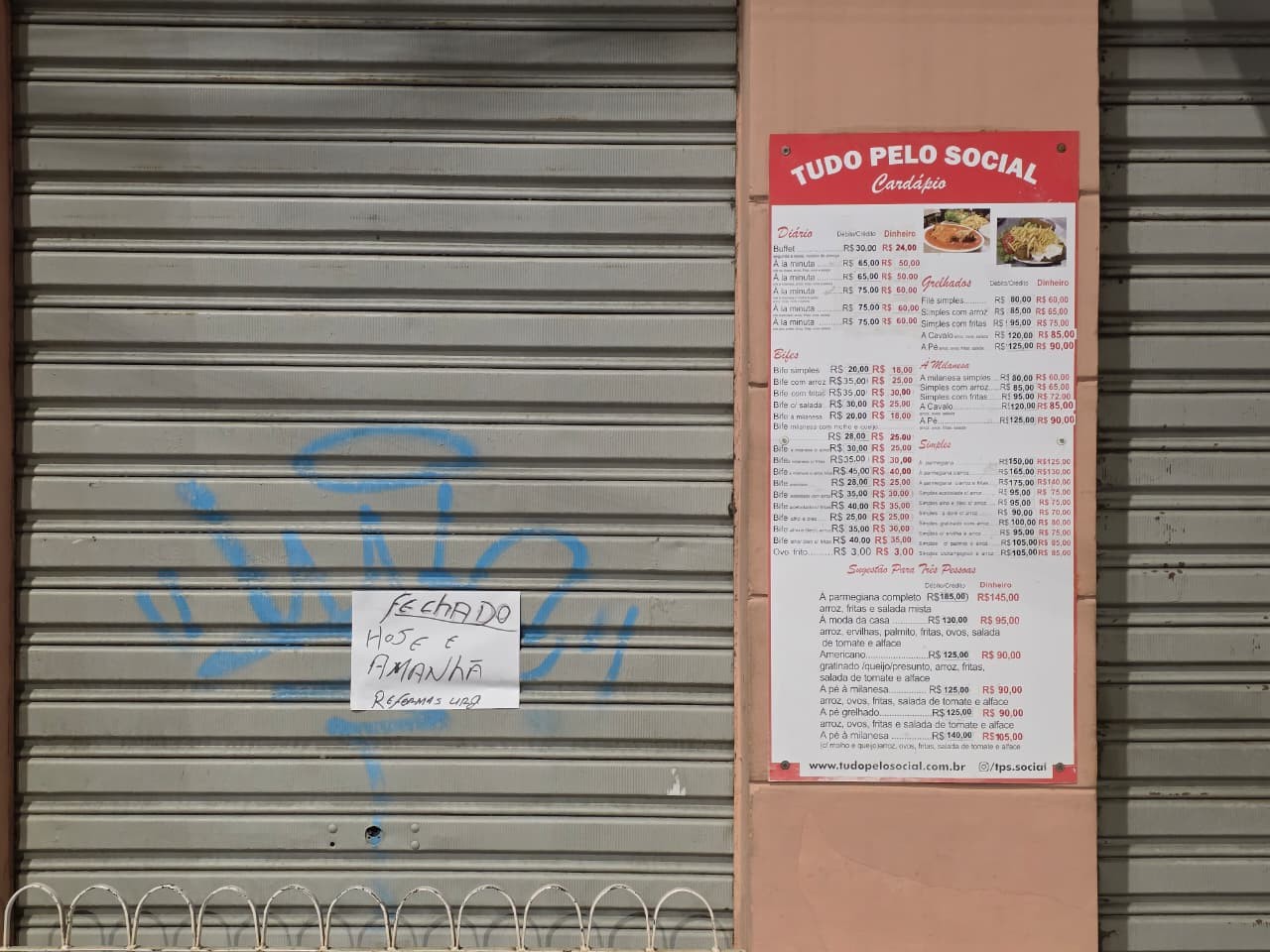 Famoso por à la minuta, tradicional restaurante de Porto Alegre é interditado e tem 385 kg de alimentos impróprios descartados
