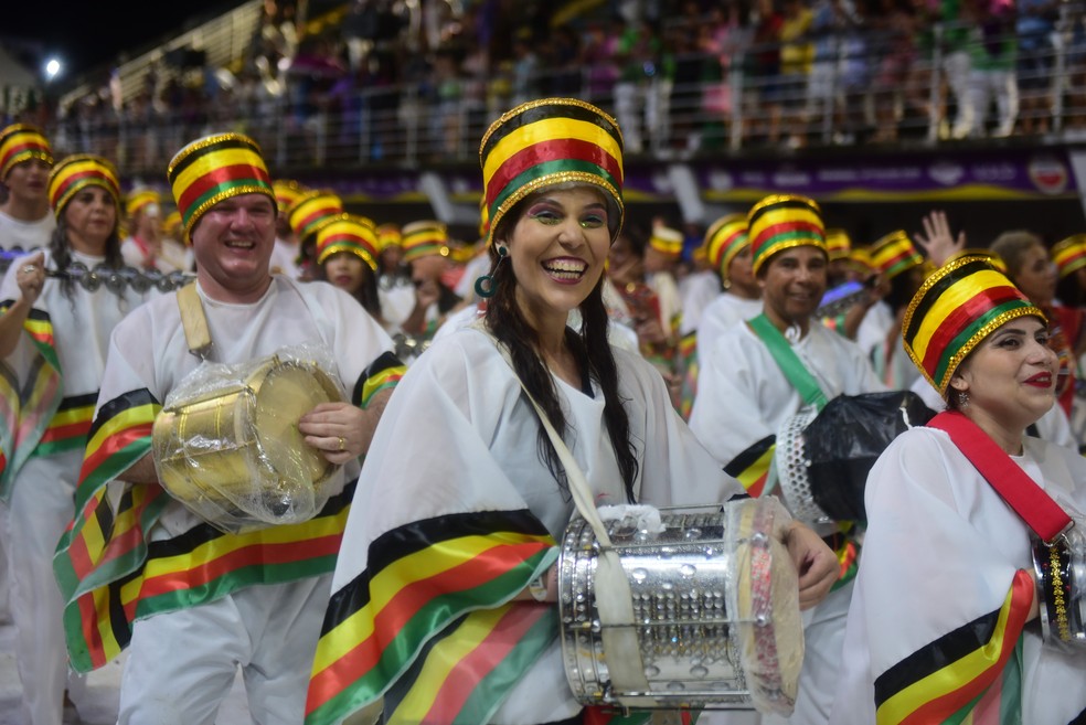 Campeã do Grupo A, São Torquato vence o Carnaval de Vitória. Espírito Santo — Foto: Rodrigo Gavini