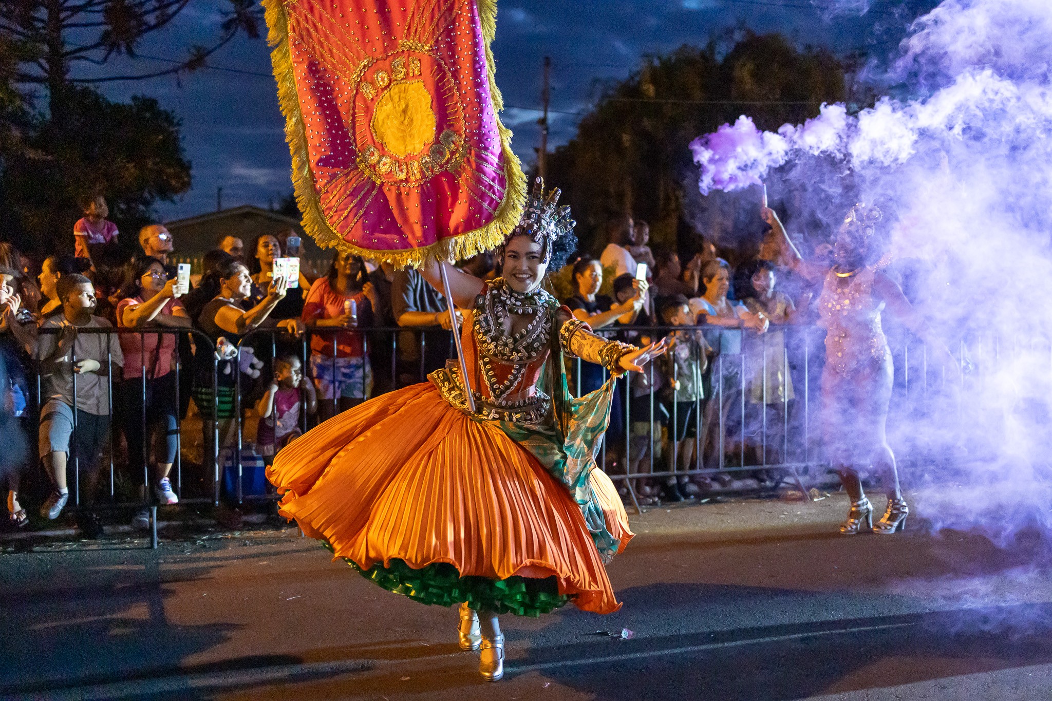 Escolas de samba dizem que prefeitura barrou enredos sobre negros e LGBTQIA+ como condição para ceder espaço para Carnaval em Canoas