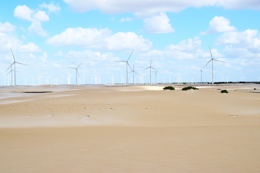 Aviso da cor amarela, que representa perigo potencial, vale até 10h da quarta-feira (20). — Foto: Maxwell Almeida 