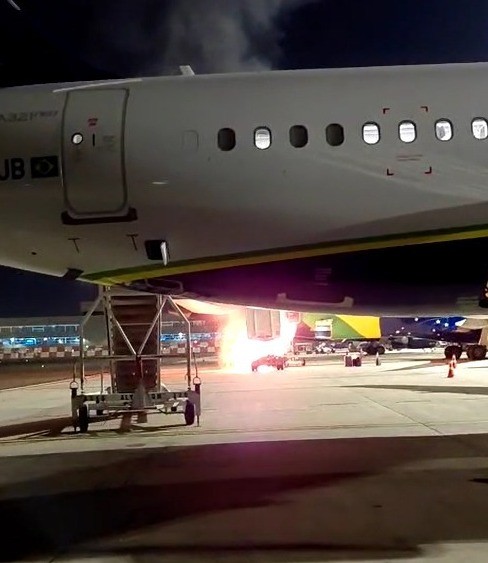 VÍDEO: caminhão pega fogo na pista do Aeroporto de Viracopos